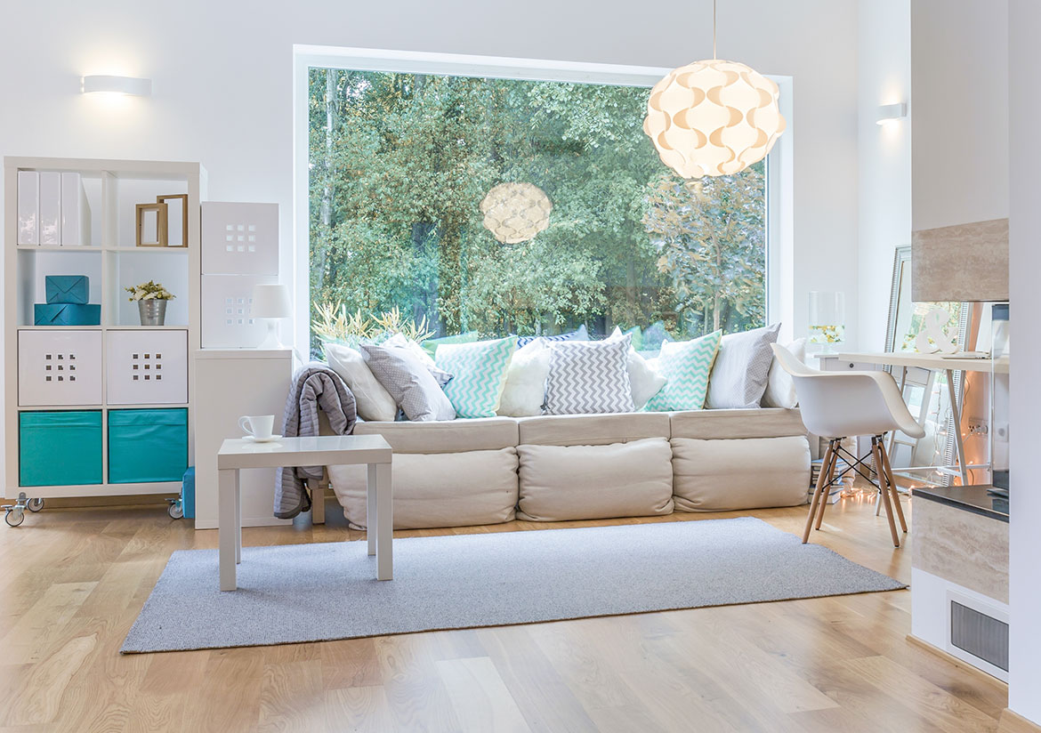 65 Ample Apartment